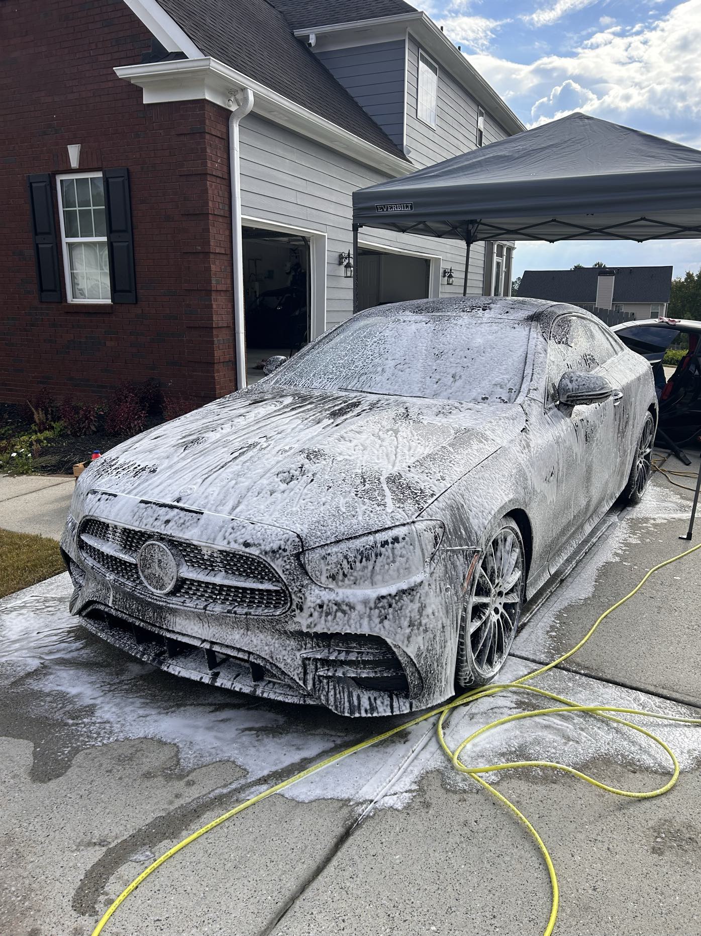 Mercedes foam wash